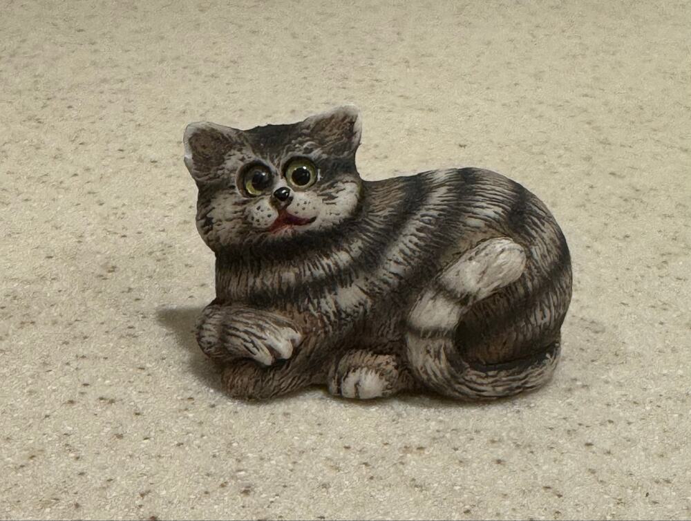 Vtg Dipinto a Mano Italy Hand Painted Cat Kitten Figure Figurine Miniature